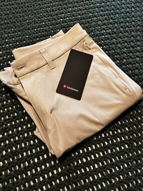 lululemon athletica Men's Commission Pant Slim 33x32”